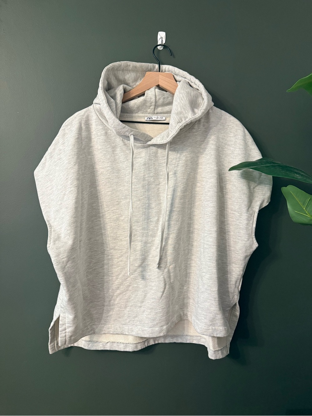 ZARA Light Heather Gray Short-Sleeve Hooded Pullover